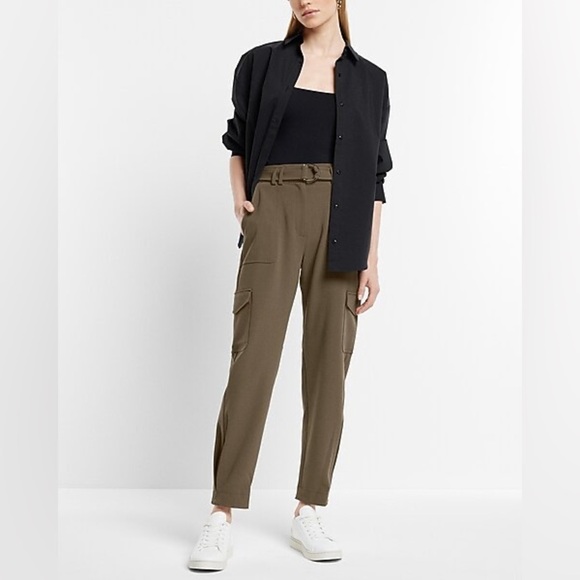 Express Super High Waisted Belted Cargo Pant - Picture 8 of 16